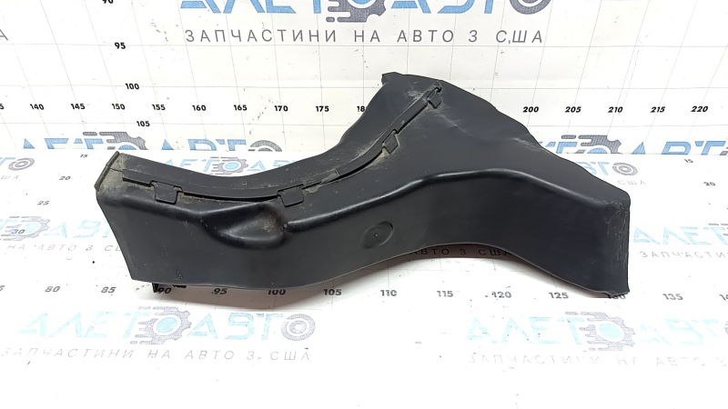 Воздуховод охлаждения тормозов левый BMW 3 F30 12-18 обломано крепление