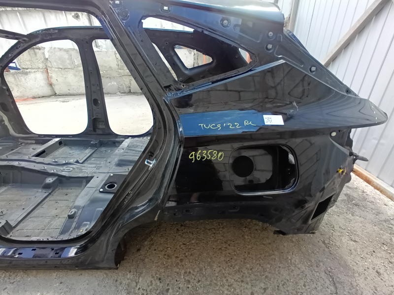 Четверть крыло задняя левая Hyundai Tucson 22-26 USA на кузове, черная, вмятина, обгорела