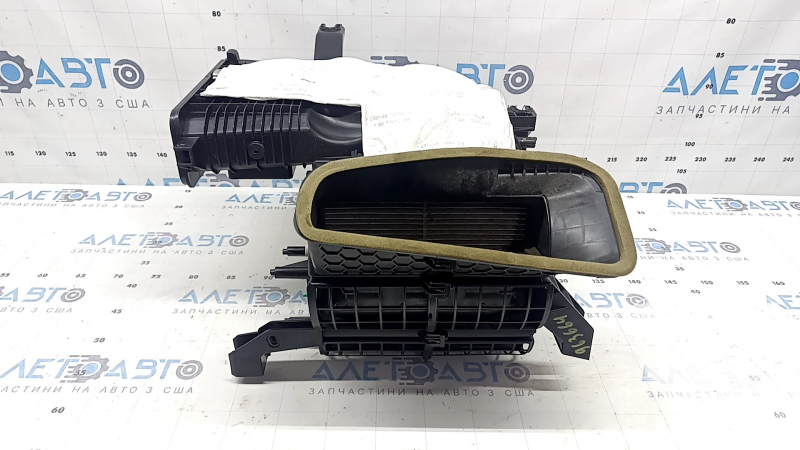 Корпус печки голый вентиляция Hyundai Tucson 22-26 без вентилятора, резистора и актуатора, трещина в крепление