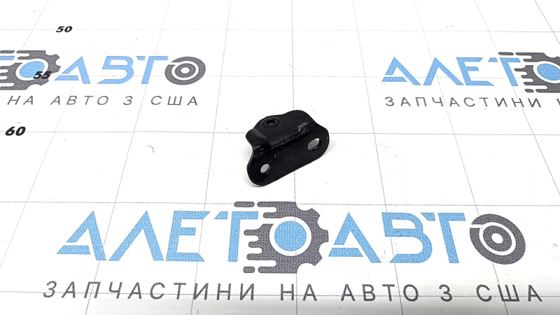 Кронштейн амортизатора двери багажника верхний левый Toyota Prius 50 16-19