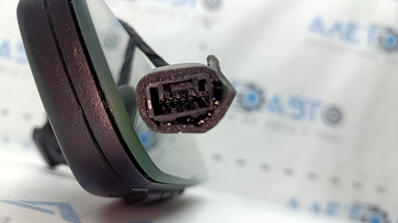 Зеркало внутрисалонное Toyota Prius 50 16-18 автозатемнение, Home link, царапины, пятна