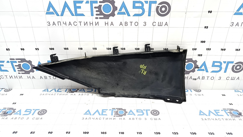 Губа заднего бампера левая Toyota Prius 50 16-18