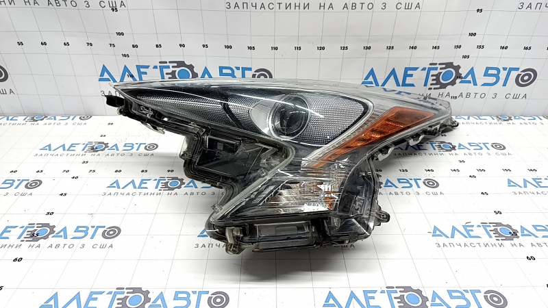 Фара передняя левая Toyota Prius 50 16-18 LED под полировку, царапины, сломано крепление