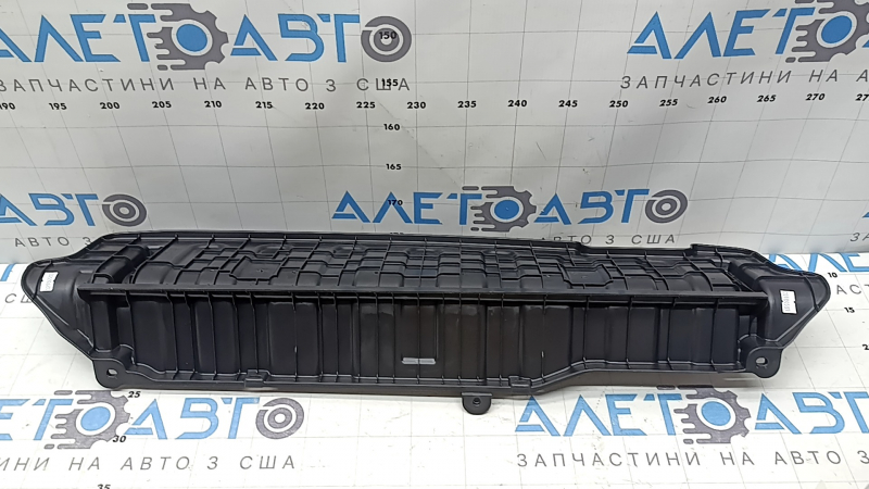 Дефлектор радіатора верхній Kia Soul 20-25 1.6, 2.0