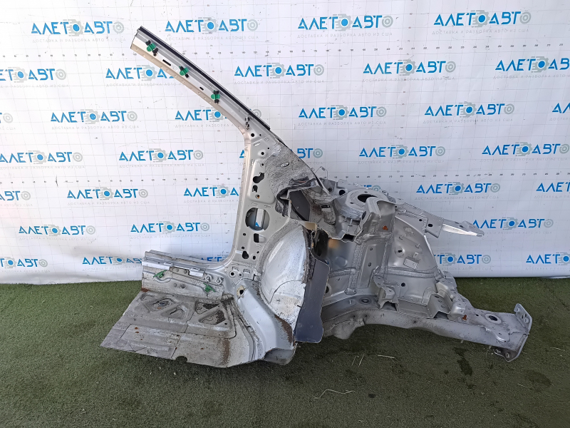 Четверть передняя левая VW Jetta 11-18 USA серебро, отпилена