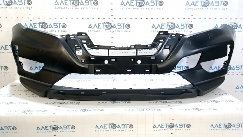 Бампер передній голий Nissan Rogue 17-20 під неоріг.