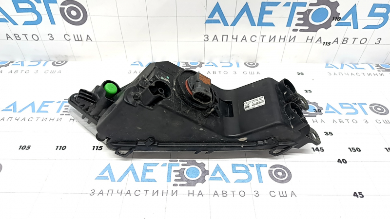Противотуманная фара птф правая VW Tiguan 18-22 под полировку