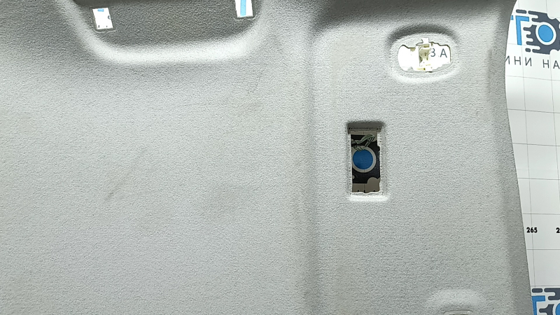 Обшивка потолка Toyota Prius V 12-16 серая, без люка, заломы, под химчистку, надрывы, оторван пенопласт