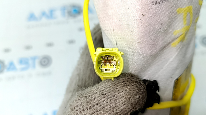 Подушка безопасности airbag переднего правого сиденья Toyota Prius V 12-17