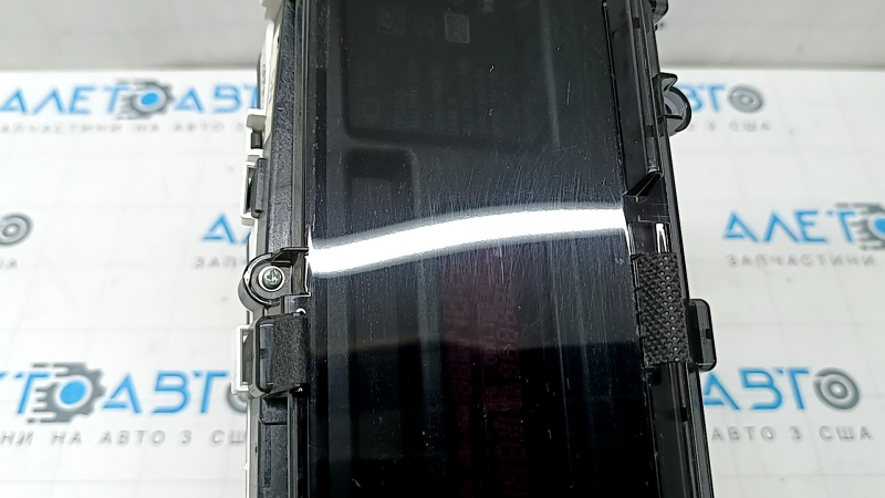 Щиток приборов Toyota Prius V 12-17 usa, 114к, царапины