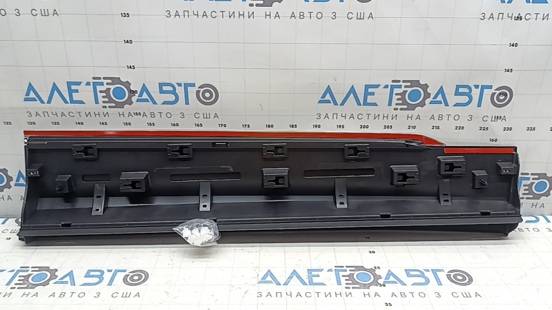 Накладка двери нижняя передняя левая VW Tiguan 18-24 с хромом, R-Line