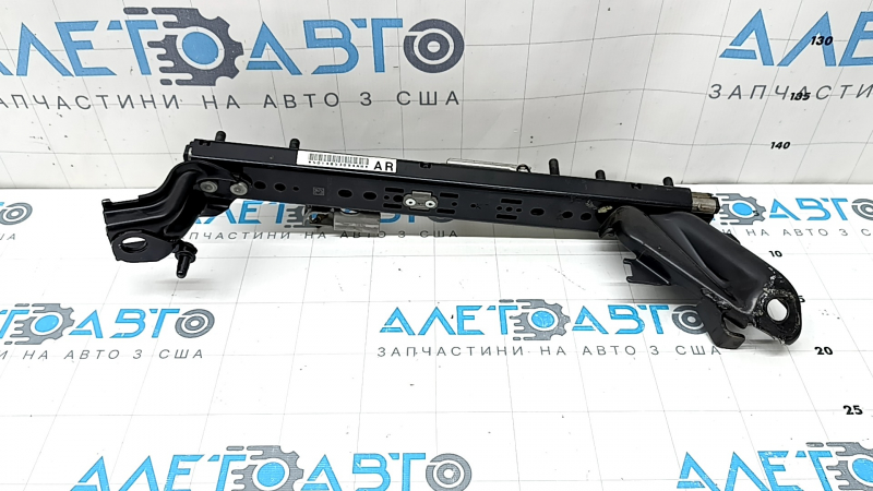 Салазка пассажирского сидения левая Toyota Prius V 12-17 без каркаса, механика