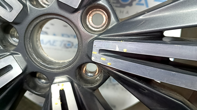 Диск колесный R18 x 7J ET43 VW Tiguan 18-19 легкая бордюрка