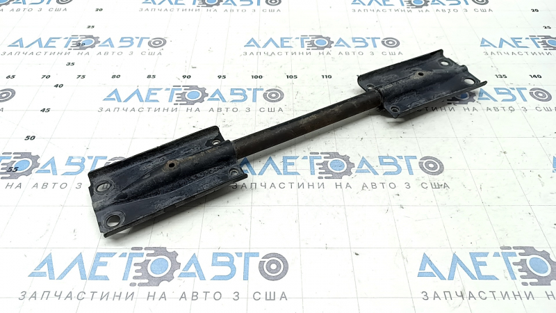 Распорка центрального тоннеля Toyota Prius V 12-17
