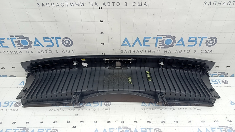 Накладка проема багажника Audi A4 B9 17-25 черная, потерта
