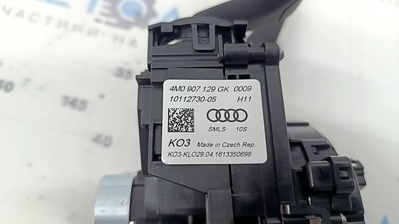 Підрульовий перемикач гітара в зборі Audi A4 B9 17-25 зі шлейфом, з dynamic steering, потерт.