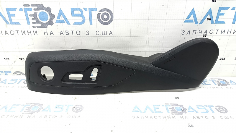 Накладка боковая водительского сидения левая Audi A4 B9 17-25 черная