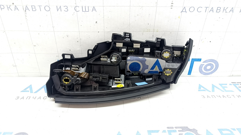 Накладка передней панели левая Audi A6 C8 19-24 черная, с накладками, с подсветкой, сломано крепление
