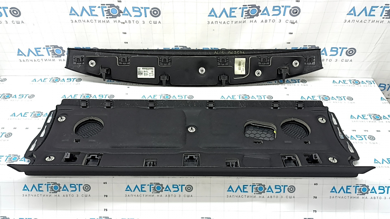 Полка задняя Audi A6 C8 19-25 черная под шторку, с накладками, выгорела