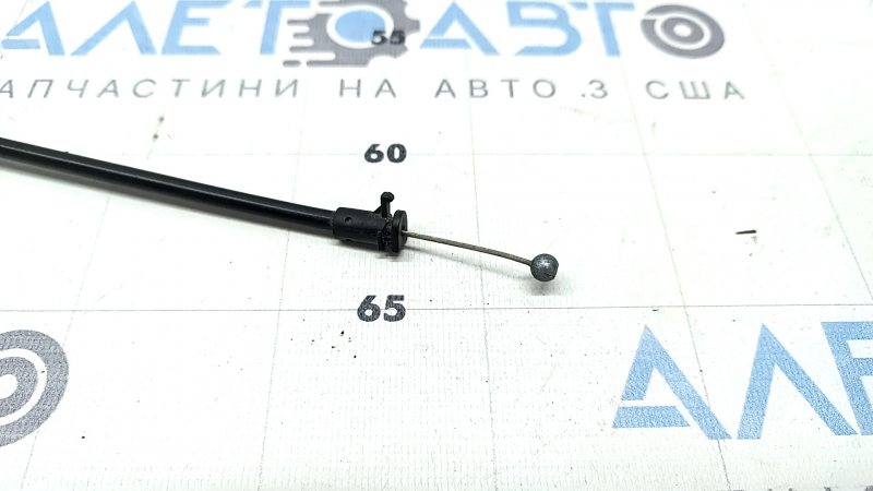 Кронштейн ручки открытия замка капота подкапотного Audi A6 C8 19-20 с тросиками