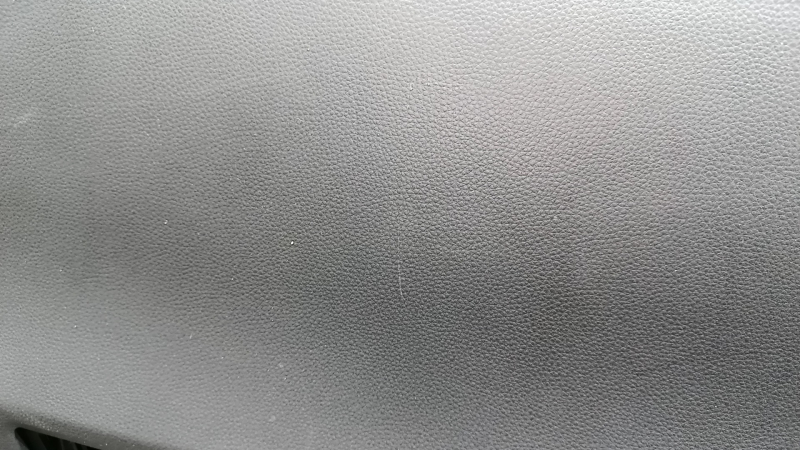 Торпедо передняя панель без AIRBAG Toyota Venza 21-24 черная, под проекцию, с дефлекторами и бардачком, царапины