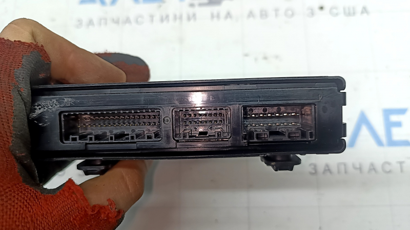 Блок керування дверима передньої лівої Mazda 3 19-26