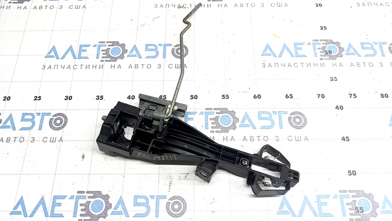 Механізм ручки дверей передньої лівої Mazda 3 19-26 4d