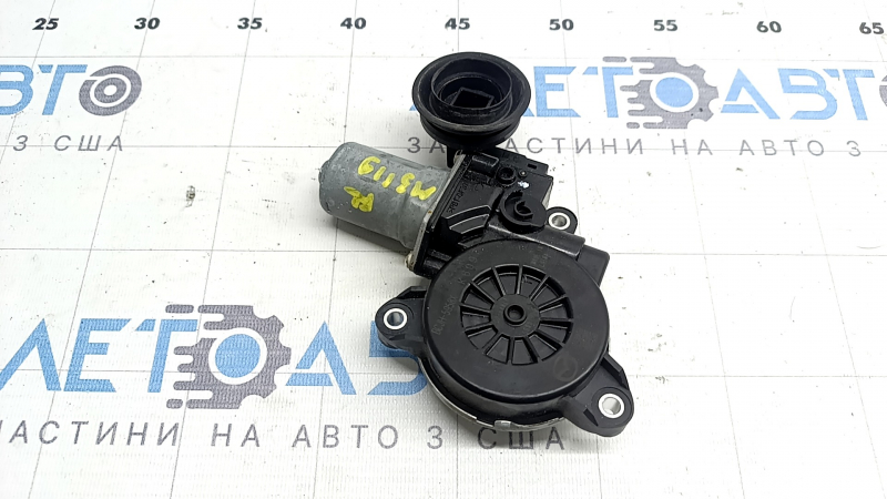 Мотор склопідйомника передній лівий Mazda 3 19-23
