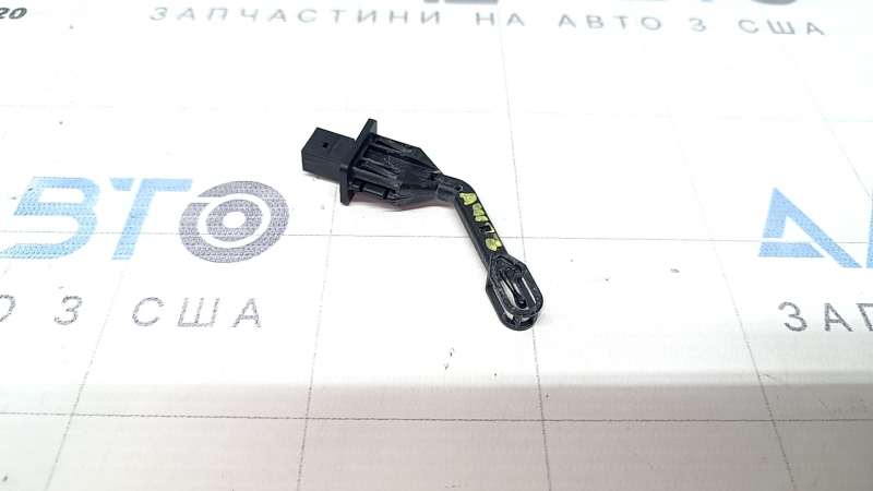 Датчик температуры отопителя печки Audi A4 B9 17-25