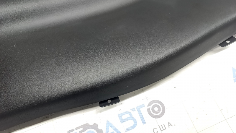 Накладка задней стойки левая нижняя Mazda 3 19-22 4d черная, Japan built, царапины