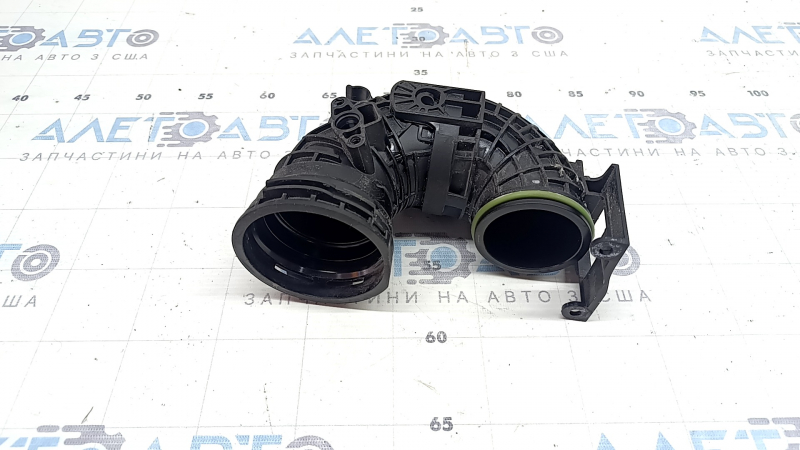 Повітропровід VW Jetta 25-26 на впускний колектор 1.5T, без датчика