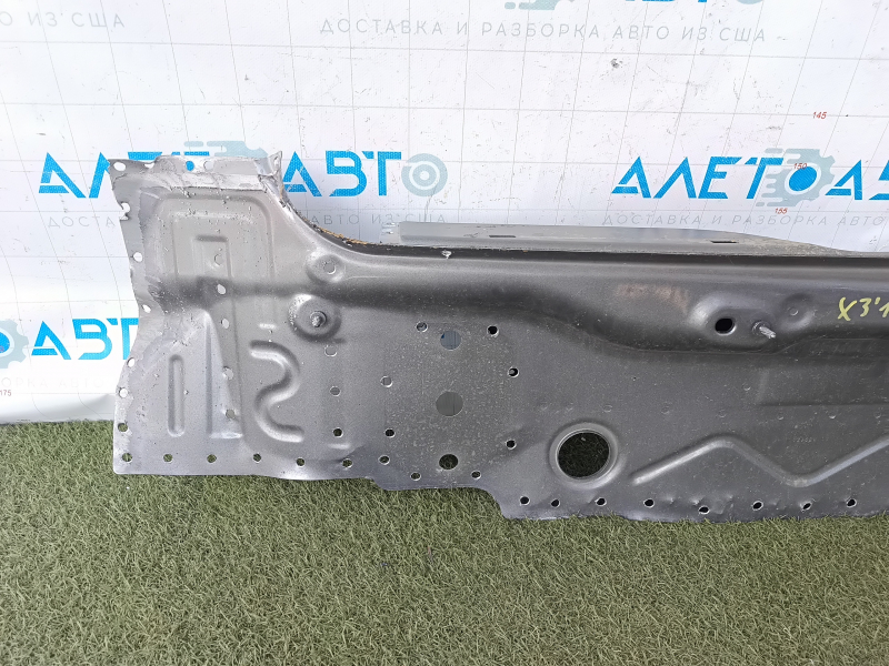 Задняя панель BMW X3 F25 11-17 2 части, отпилена, графит
