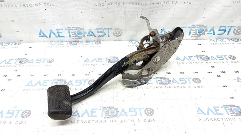 Педаль тормоза Toyota Prius 50 Prime 17-19