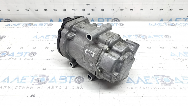 Компресор кондиціонера Toyota Venza 21-24