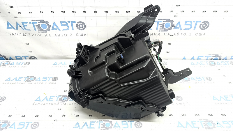 Фара передняя правая Mitsubishi Outlander 22-26 LED