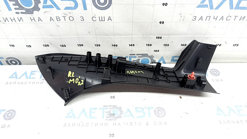 Накладка порога задняя левая Mitsubishi Outlander 22-26 черная, царапины