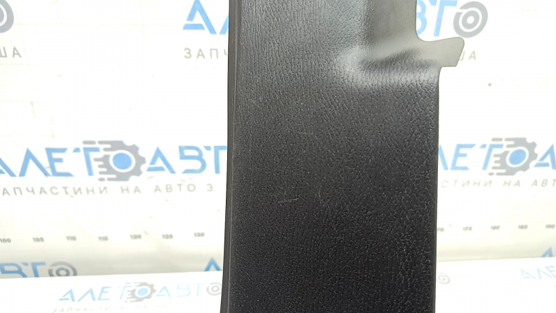 Накладка порога задняя левая Mitsubishi Outlander 22-26 черная, царапины