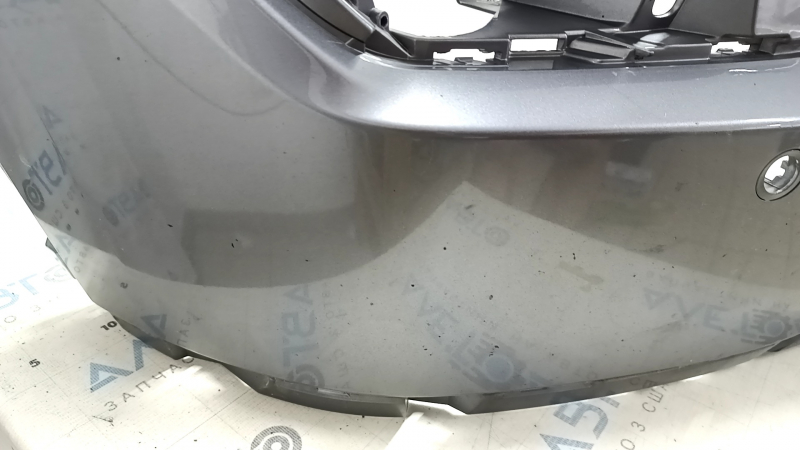 Бампер передний голый Mitsubishi Outlander 22-26 под парктроники и омыватели, без заглушки, графит, сколы, царапины