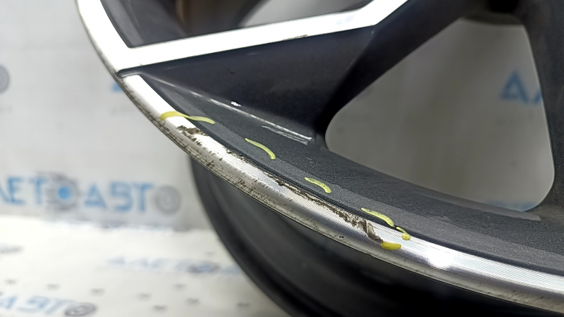 Диск колесный R19 x 8J ET39 Audi Q5 80A 18-23 бордюрка