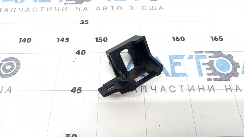 Кронштейн відбійника капота лівий Ford Fusion mk5 17-20 тип 2