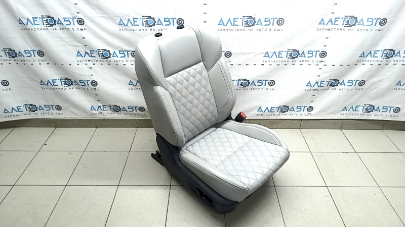 Пассажирское сиденье Mitsubishi Outlander 22-26 с airbag, электрическое, подогрев, кожа серая, под химчистку