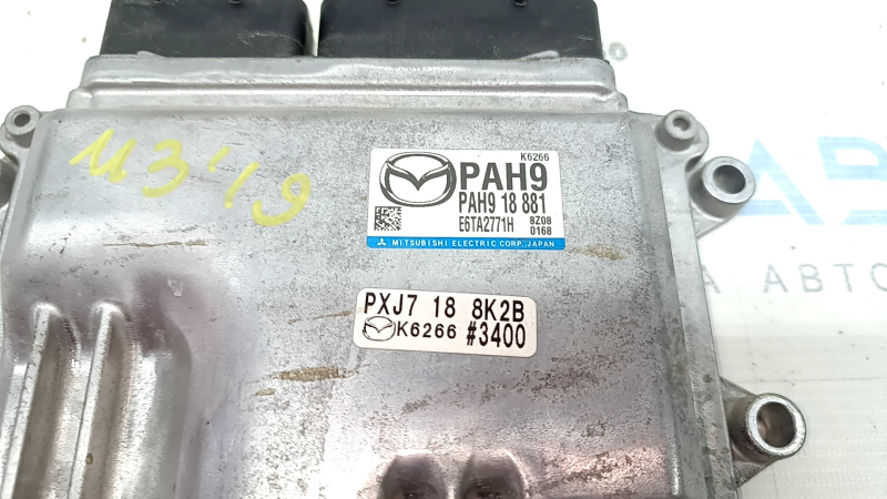 Блок ECU компьютер двигателя Mazda 3 19-23 2.5 Mitsubishi, Japan built