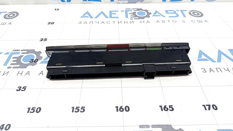 Блок кнопок передней панели Jeep Compass 22-26 под парктроники, stop-go, автопарковку и камеру слежения за полосой