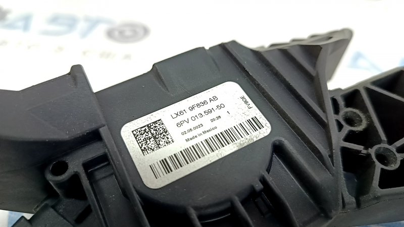 Педаль газу Ford Escape MK4 20-26