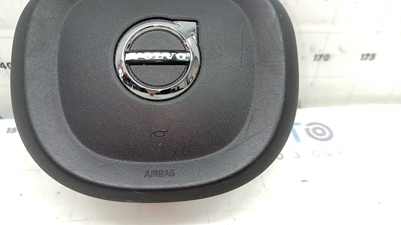Подушка безопасности airbag в руль водительская Volvo XC90 16-23 черная, царапины