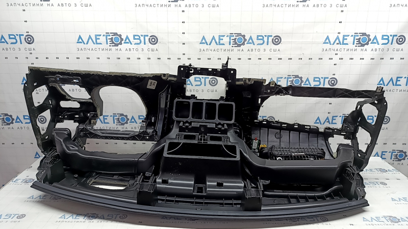 Торпедо передняя панель с AIRBAG Volvo XC90 17-25 тип 1, черная, с простой проекцией