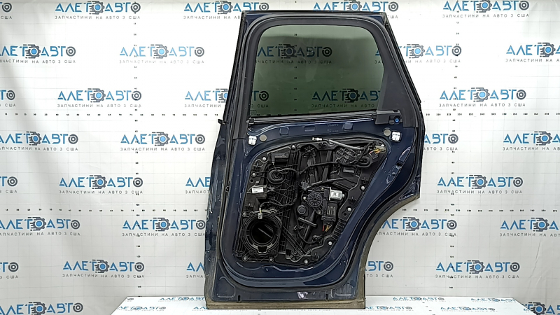 Дверь в сборе задняя правая Volvo XC60 18-26 Keyless, тонировка, синий 723, потерты накладки