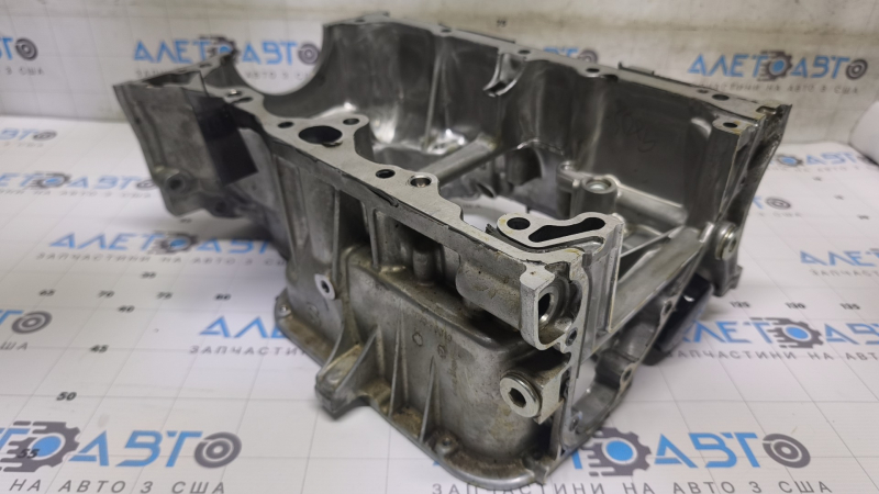 Напівпіддон масляний Toyota Camry v70 18-24 2.5 A25A-FKS, вм'ятини