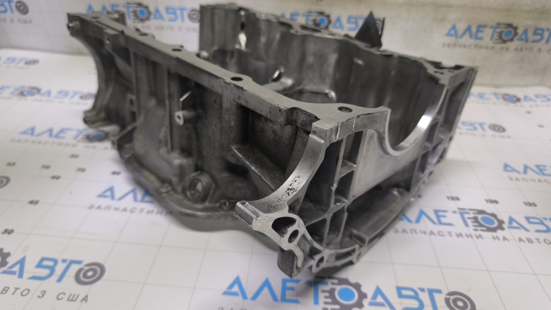 Напівпіддон масляний Toyota Camry v70 18-24 2.5 A25A-FKS, вм'ятини