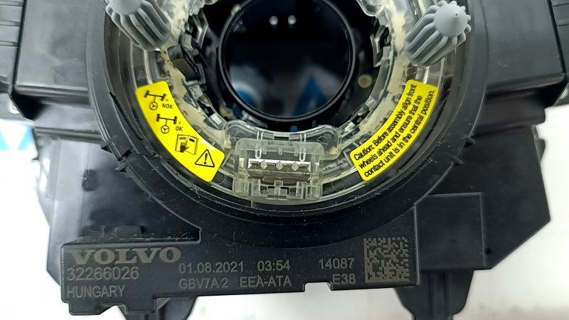 Підрульовий перемикач гітара в зборі Volvo XC60 18-24 під підігрів керма